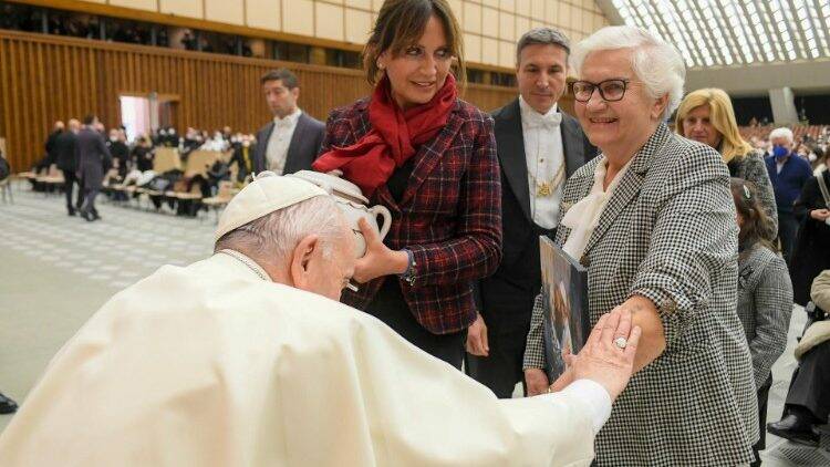 Papa Francesco sulla Shoah: “Non lasciare che si dimentichi questa indicibile crudeltà”