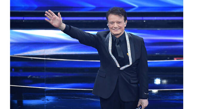 Massimo Ranieri saluta gli amici di Conca dei Marini dal Festival di Sanremo