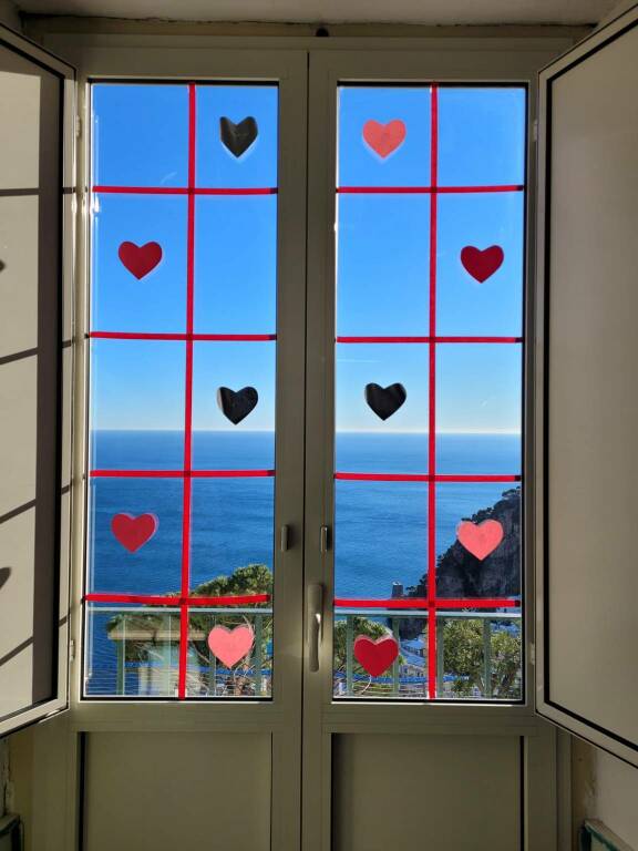 San Valentino: l'amore è nell'aria all'Asilo Luigi Rossi di Positano