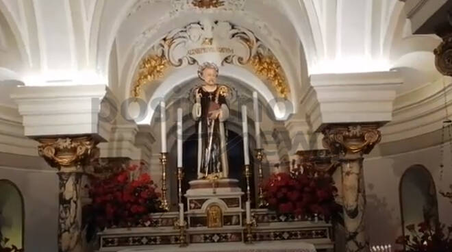 Sorrento, la vigilia della solennità di Sant'Antonino tra fede e festeggiamenti esterni