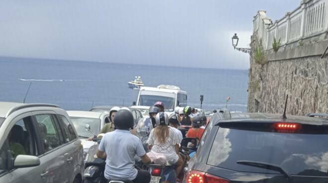 Traffico Costa d' Amalfi Castiglione di Ravello