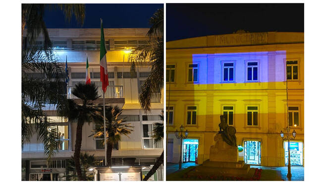 Anche i Municipi di Piano di Sorrento e Sant'Agnello si illuminano con i colori dell'Ucraina in segno di solidarietà