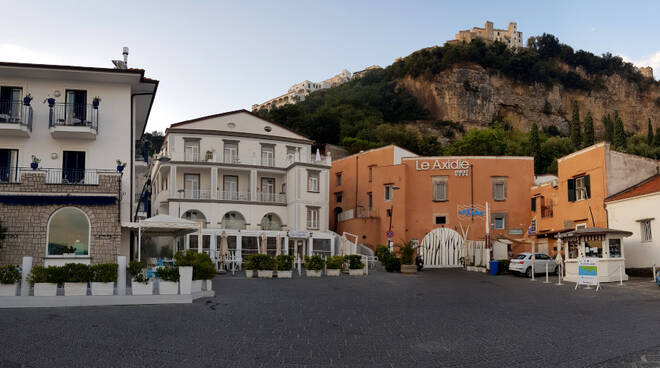 Piazzetta marina di Aequa