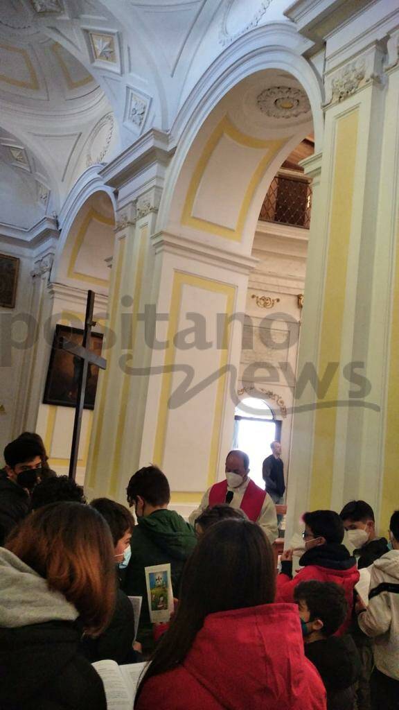 Positano la Via Crucis dei bambini 