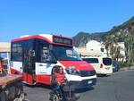 Capri, bus di linea non possono accogliere i disabili in carrozzina: la protesta di Christian