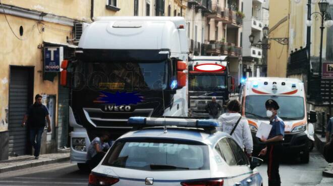 Sant'Agnello: muore investita da un camion mentre andava a lavoro