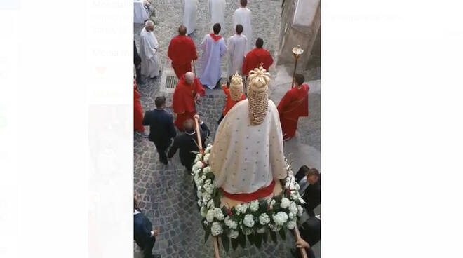 Piano di Sorrento, gioia e commozione per il ritorno della Processione della B.V. del Rosario