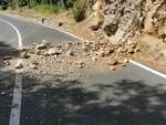 Piccolo crollo a Piano di Sorrento: strada già ripulita dai vigili urbani