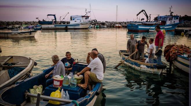 Campania, a pesca di rifiuti per un mare sostenibile: nel progetto anche Massa Lubrense, Sorrento, Meta e Vico Equense