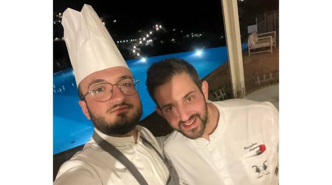 Lo chef Cristoforo Trapani lascia l’Hotel Belmond Caruso di Ravello. Lo chef de partie Umberto Esposito: “Io sono con te”