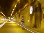 Attenzione a Vico Equense, tra ciclisti in galleria, controsensi e manovre pericolose