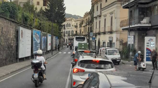 Giovedì nero per il traffico in entrata in Penisola sorrentina