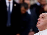 Le lacrime di Papa Francesco per l'Ucraina durante l'omaggio all'Immacolata commuovono il mondo