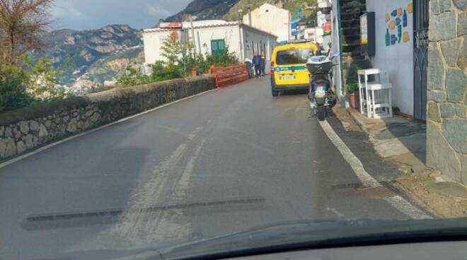 Praiano, spanciamento di una macera lungo la statale: rischio chiusura SS163