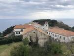 Ravello, rischia la chiusura il Monastero di Santa Chiara. Le tre suore rimaste attendono l'intervento di Papa Francesco 