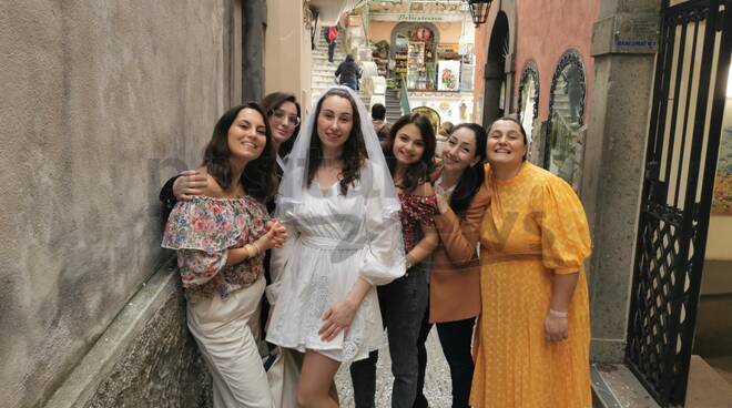 Addio al nubilato a Positano dalla Turchia 