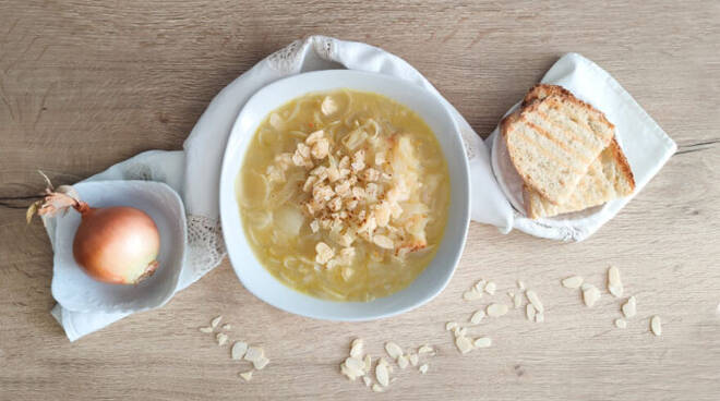 La zuppa di cipolle del Sabato Santo