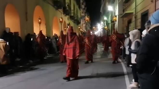 Piano di Sorrento la processione Rossa della Trinità la più antica