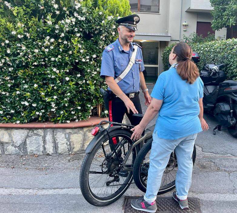 Piano di Sorrento: i carabinieri arrestano ladri di e-bike in trasferta