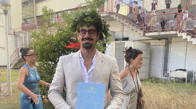 Amalfi, auguri ad Antonio Consiglio la Laurea Magistrale in Matematica