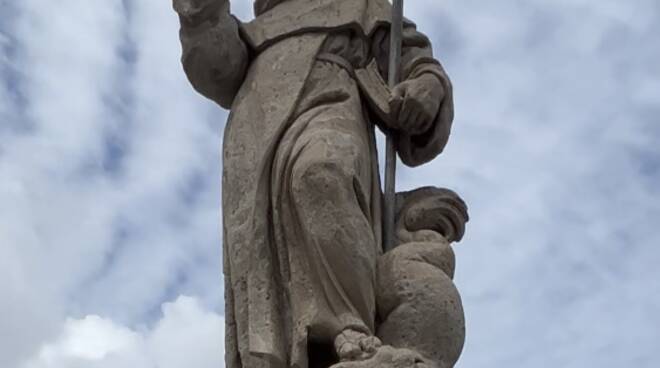 Curiosità, storia e leggenda della Statua di Sant’Antonino a Sorrento