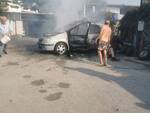 A fuoco auto nel garage dei Testimoni di Geova a Forio d’Ischia