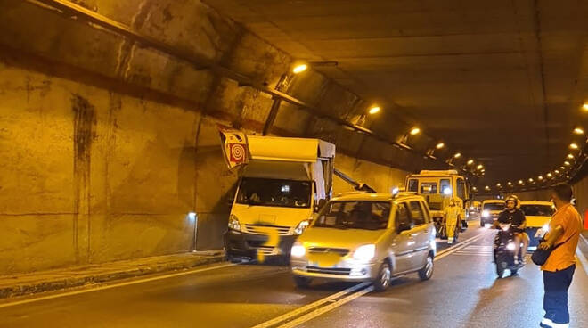 incidente galleria pozzano