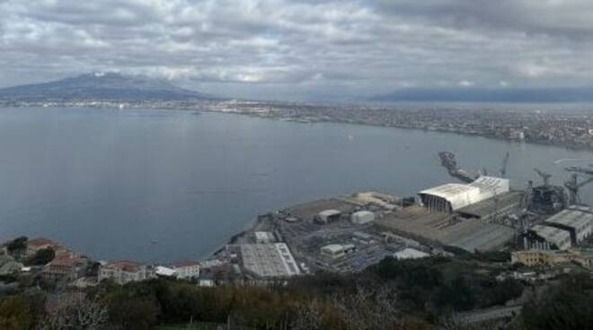 Castellammare di Stabia. Amministrative 2024 se il centro sinistra si divide possibile scontro Elefante - De Angelis.