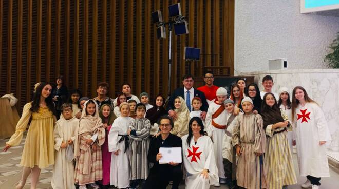 esibizione dei bambini di Amalfi e Scala all'incontro con il Papa