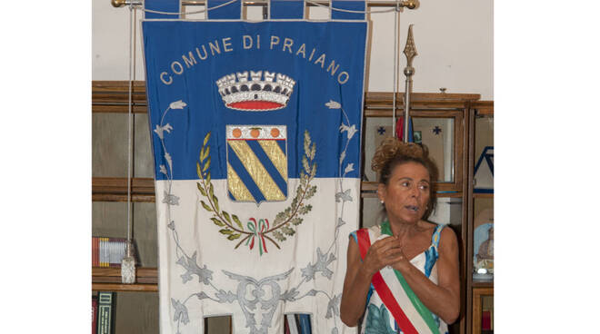 sindaca anna maria caso