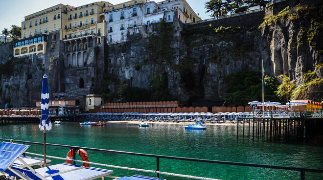 spiaggia san francesco sorrento