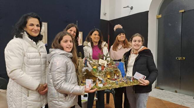 Piano di Sorrento, la premiazione del "presepe del professore" 