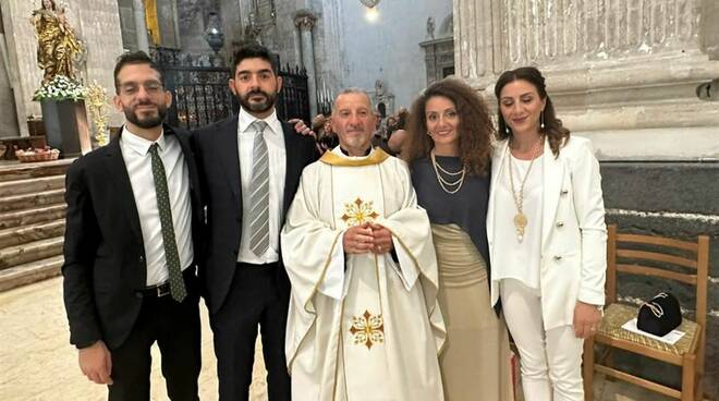 don alfio caruso da padre e marito a sacerdote