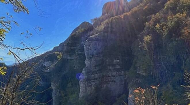 La grotta di San Catello sul Monte Faito: dove la spiritualità dell’Uomo incontra la bellezza della Natura