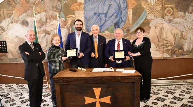 daniele milano e matteo bottone soci onorari associazione orizzonti sereni amalfi