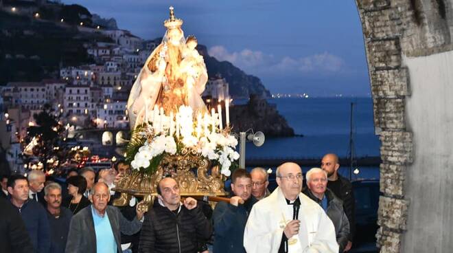 Madonna del carmelo ritorna alla Chiesa del Pino Amalfi