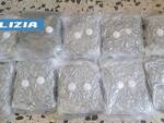 Mercato: la Polizia di Stato sequestra oltre 10 kg di droga. Arrestato un 27enne napoletano