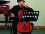 Luca Galotto, violoncellista del Liceo Musicale \"Marco Galdi\" di Cava de\' Tirreni, a Cremona per la Rassegna Nazionale di strumenti ad arco