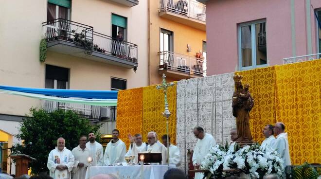 Meta in preghiera per don Francesco operato al Gemelli di Roma 
