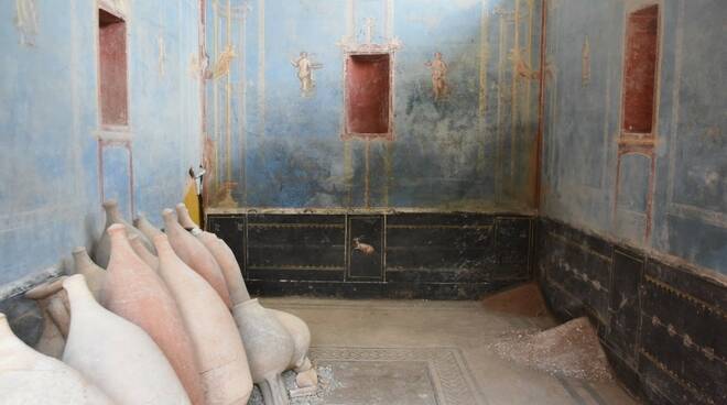 sacrario pareti blu pompei